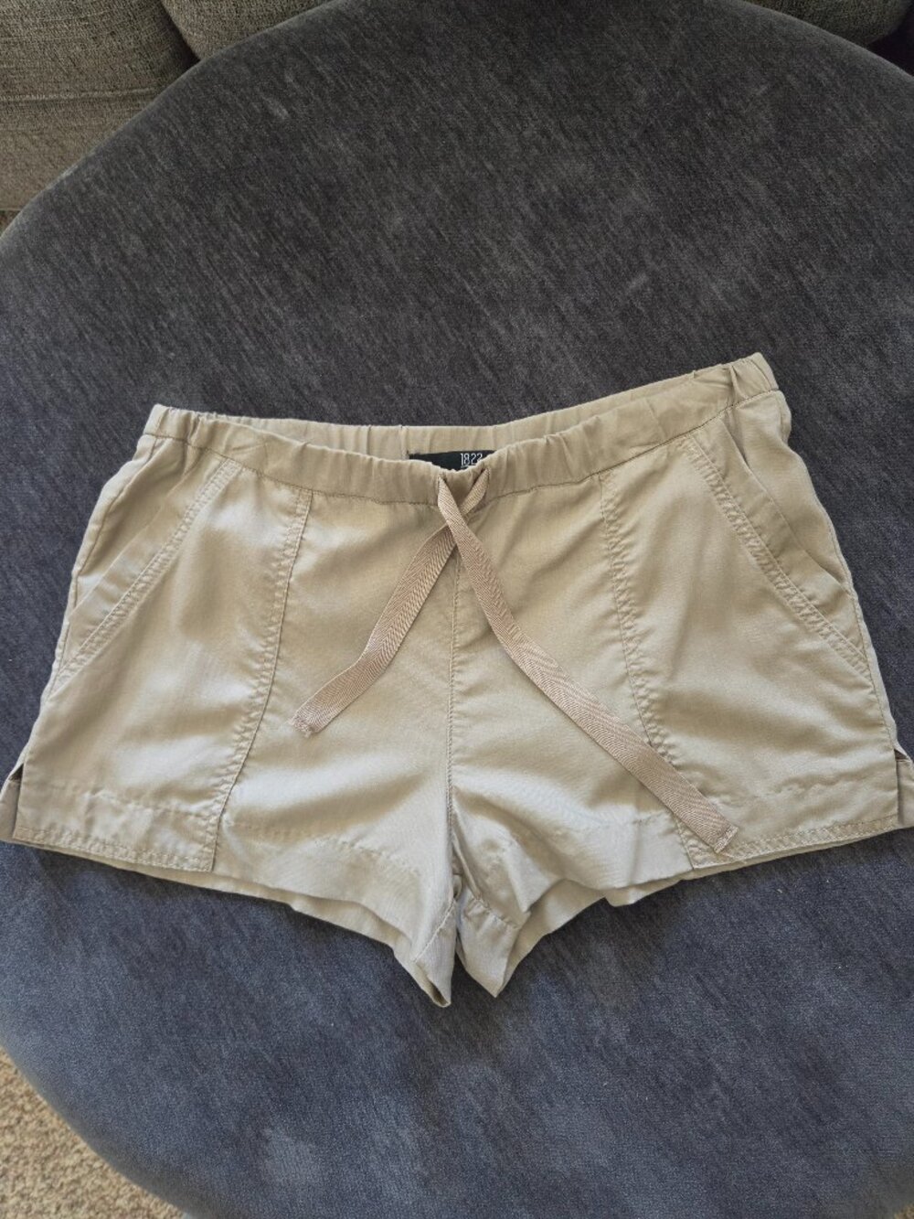 1822 Denim Khaki Shorts - Size 28